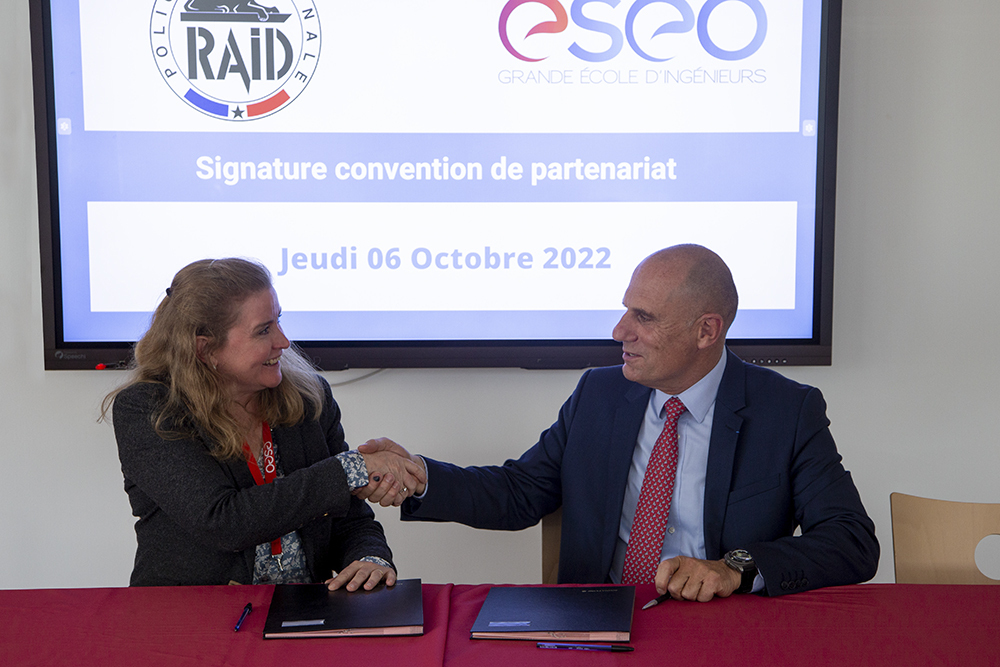 Signature partenariat RAID police nationale
